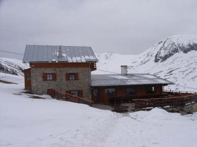 R0010319